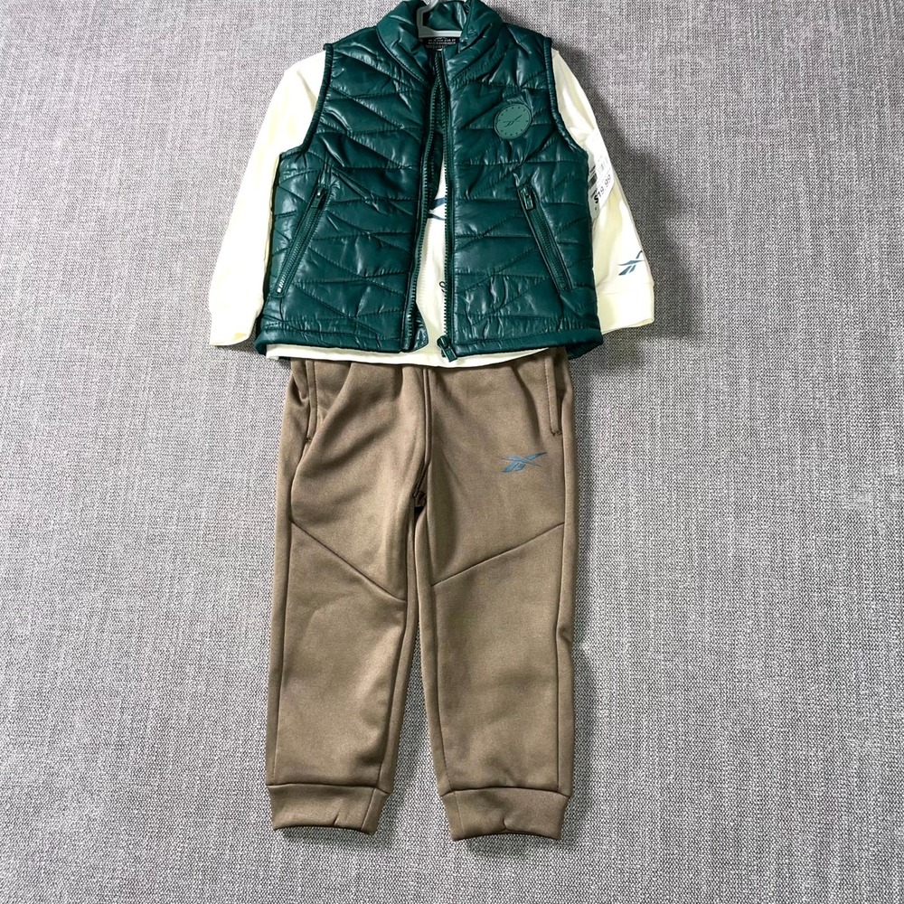 Reebok Classic 3 Piece Vest Set Boys 2T Multicolor Insulated Tapered Leg Thermal